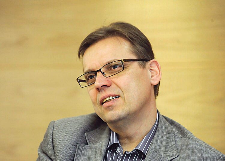 Lauri Lylyn valinta SAK:n puheenjohtajaksi on valtuuston sinettiä vailla.