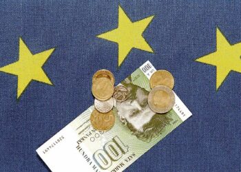 Ennen Euroopan unioniin liittymistä luvattiin muun muassa, että markka ei katoa Suomen valuuttana, kirjoittaja muistuttaa.