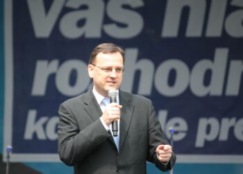 Pääministeri Petr Necas johtaa T?ekin itsenäisyyden ajan oikeistolaisinta hallitusta.