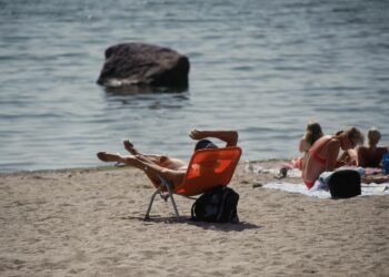 Suurin melanooman riskitekijä on palaminen auringossa, erityisesti lapsena.