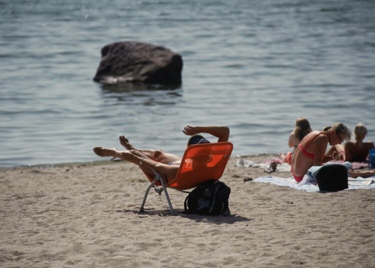 Suurin melanooman riskitekijä on palaminen auringossa, erityisesti lapsena.