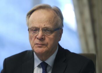 Työministeri Lauri Ihalainen.