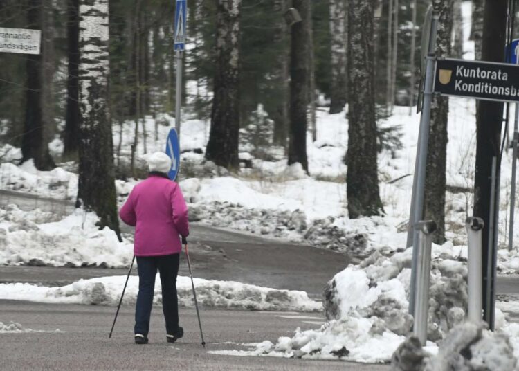 Vuorotteluvapaasta on tullut palkansaajille keino opintovapaan pitämiseen tai voimavarojen keräämiseen.