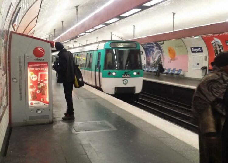 Pariisin julkisen liikenteen runkona on metro.
