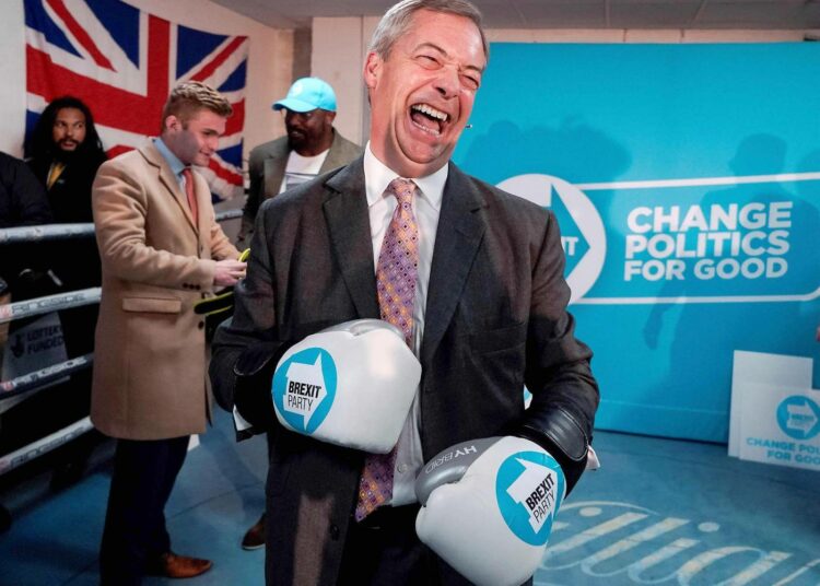 Brexit-puolueen johtaja Nigel Farage.