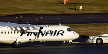 Lentäminen lisääntyy koko ajan, vaikka samaan aikaan kampanjoidaan lentoboikottien puolesta.