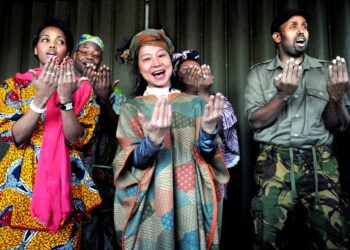 Kassandran teatteriesityksen Zambezi näki vuosina 2008-2009 yli 12000 ihmistä.