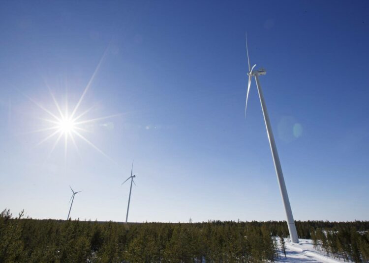 Hallituksen leikkaukset tulevat pysäyttämään tuulivoimainvestoinnit Suomessa.