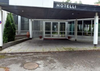 Forssassa tyhjillään oleva hotelli soveltuu turvapaikanhakijoiden hätämajoitukseen.