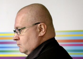 Oikeus- ja työministeri Jari Lindström (ps.).