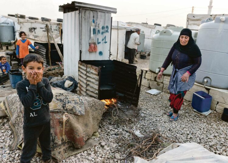 Valtava määrä Syyrian pakolaisia on tullut Libanoniin ja Jordaniaan, joissa infrastruktuuri on joutunut koville.