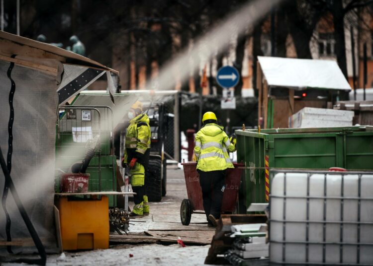 Monelta kuusikymppiseltä kokoaikatyö vie voimat.