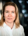 Tyypillisesti puolueiden kannatukselle on käynyt huonosti, kun ne ovat muodostaneet hallituksen kokoomuksen kanssa, Johanna Vuorelma sanoo.