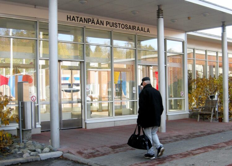Aluehallintovirasto seuraa, että Attendo MedOne Oy korjaa kaikki Hatanpään puistosairaalan U3-osaston hoitotoiminnassa ilmenneet puutteet.