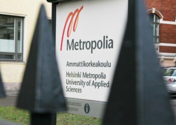 Hallituksen kaavailema amk-uudistus vähentää aloituspaikkojen määriä huomauttavasti. Aloituspaikkojen leikkaus ei kuitenkaan kurita etelän oppilaitoksia kuten Metropolia amk:ta yhtä pahoin kuin Pohjois-Suomea.