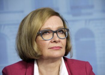 Paula Risikko.