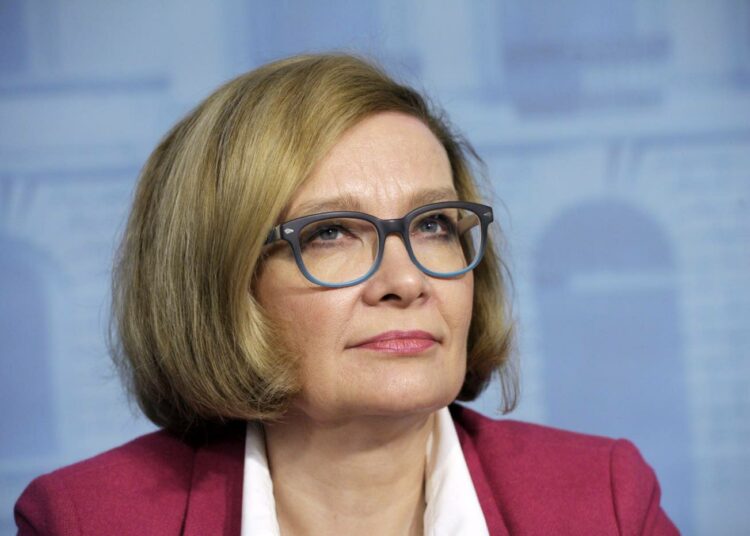 Paula Risikko.
