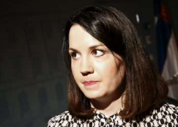 Opetusministeri Sanni Grahn-Laasonen vaati yliopistoilta lisää tehoa.