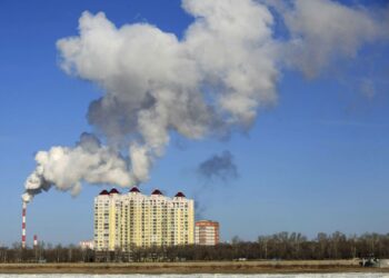 Ajan myötä pitää lopettaa hiilen käyttö energialähteenä. Kuva on Kiinasta.