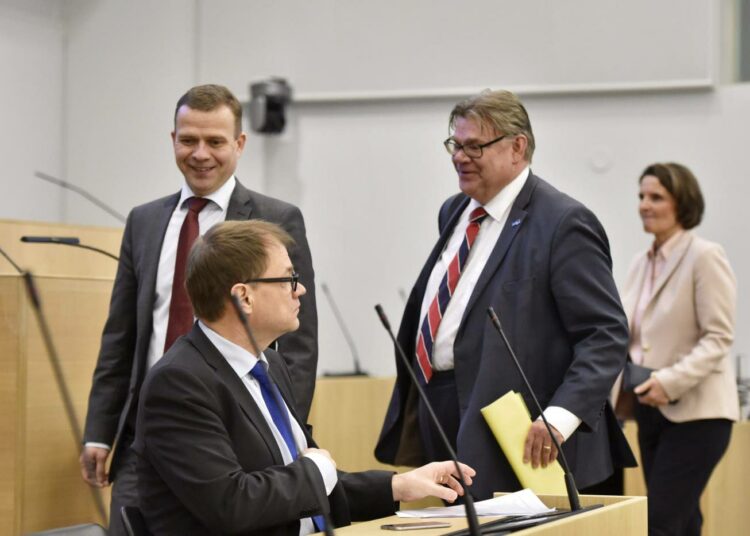 Juha Sipilän hallituksen uudet koulutusleikkaukset saivat vastaansa koko opposition.