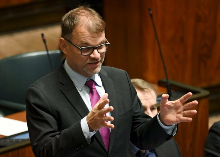 Entinen pääministeri, keskustan kansanedustaja Juha Sipilä joutui pahoinpitelyn kohteeksi viime viikolla.