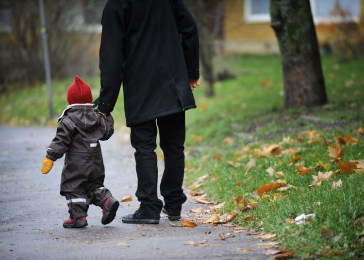 Yksinhuoltajien ja työttömien ostovoima heikkenee.