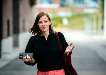 Li Anderssonin johdolla toteutettu oppivelvollisuusuudistus pitää lapset opintiellä peruskoulun jälkeen.