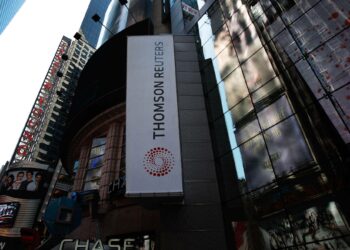 Maailmankuvamme mieltymyksineen ja painotuksineen määrittää yhteiskunnallista elämää ja kehityssuuntaa.