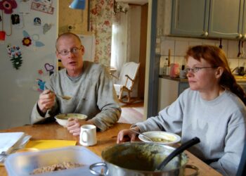 Hans ja Tuula Kallberg ovat käyneet sitkeää kamppailua oikeuksiensa ja etuuksiensa puolesta.