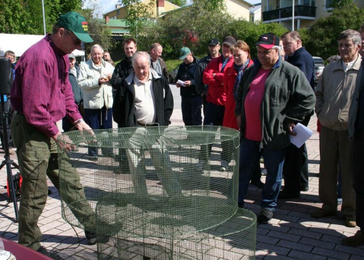 Norpalle turvallista katiskaa esitellään Puumalassa.