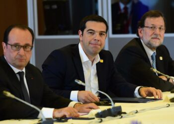 Ranskan presidentti François Hollande, Kreikan pääministeri Alexis Tsipras ja Espanjan pääministeri Mariano Rajoy pohtivat Kreikan tilannetta kesäkuussa.