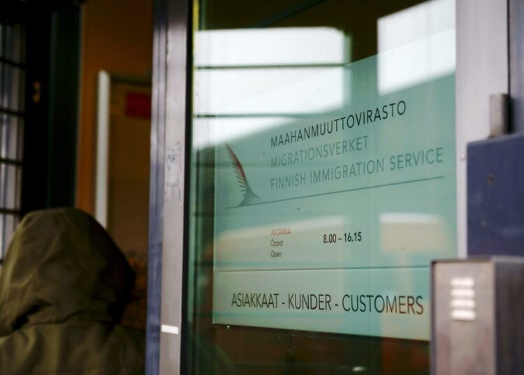 Maahanmuuttovirasto on saanut pyyhkeitä turvapaikanhakijoiden kohtelusta myös oikeuskansleri Jaakko Jonkalta helmikuun alussa.