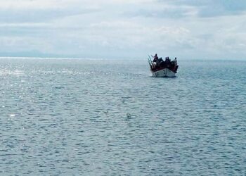 Kalastajilta kalaa myytäväksi ostavia naisia käytetään usein hyväksi Malawijärven kalastajayhteisöissä.