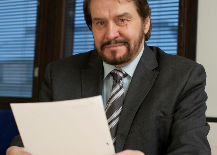Jarkko Wuorisen mukaan SAK ja Suomen Yrittäjät ovat löytäneet yhteistyöllä uusia työpaikkoja Suomeen.