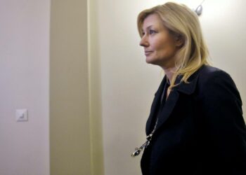 Vuoden Paha Nuutti, peruspalveluministeri Maria Guzenina-Richardson.