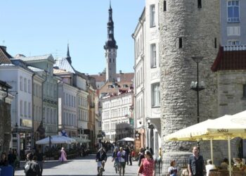 Tallinnan kujilla on tänä kesänä turisteilla hulppeasti tilaa.