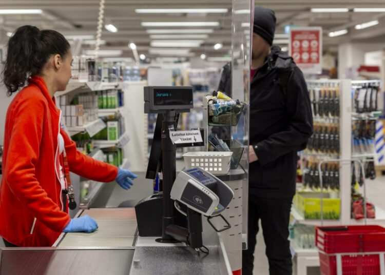 Työnantaja vastaa lain mukaan siitä, että työntekijät voivat tehdä työtään turvallisesti.