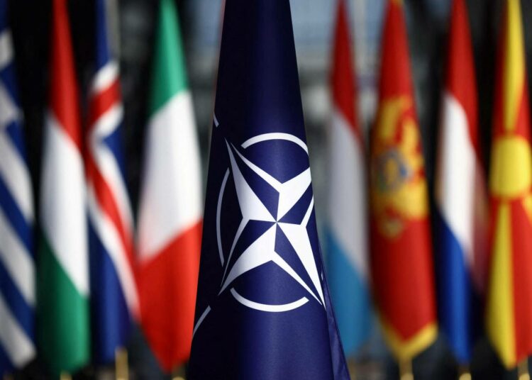 Vasemmistonuorten mukaan Natoon liittyminen lisäisi merkittävästi sotilaallisia jännitteitä lähialueillamme.