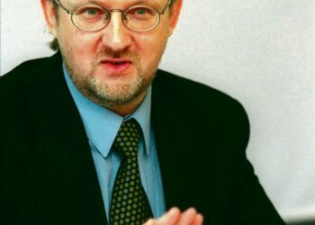 Ilkka Ruostetsaari muistuttaa, että vastikkeetonta rahaa ole.