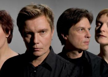 Lumen Valo esittää  M. Praetoriuksen sävellyksiä.