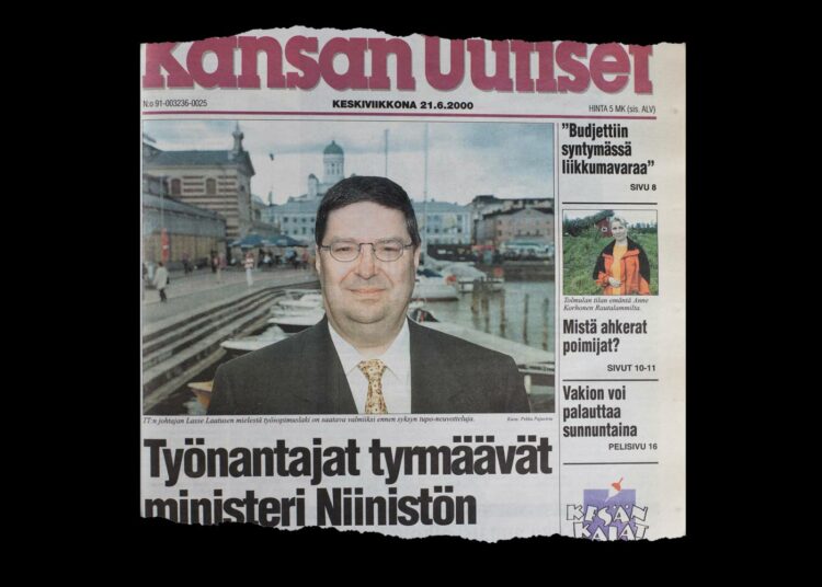 Lasse Laatusen haastattelu Kansan Uutisissa 21. 6. 2000 saattoi vaikuttaa siihen, että Laatuselle ei ole tullut kutsua presidentti Sauli Niinistön itsenäisyyspäivän vastaanotolle.