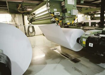 Varsinkin paperiteollisuus on kärsinyt lomautuksista ja irtisanomisista