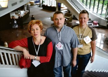 Kati Jetsu Jyväskylästä, Harri Back Espoosta ja Elina Kukkola Nokialta ovat sitä mieltä, että hoitoalan palkkaremonttia on jatkettava. Palkkaus ei vastaa työn vaativuutta, koulutusta ja vastuullisuutta.