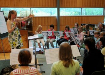 90-vuotias Suomen Työväen Musiikkiliitto järjestää muun muassa orkesterikursseja