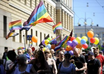 Suurin osa kulkueeseen osallistuneista noin 5000 ihmisestä ei huomannut kaasuiskua.