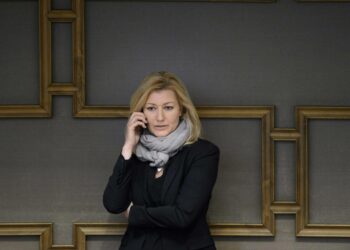 Peruspalveluministeri Maria Guzenina-Richardson.