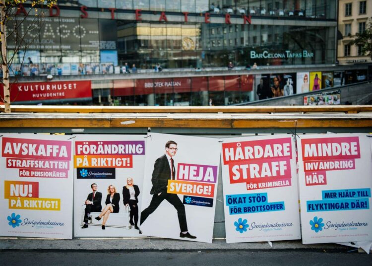 Ruotsidemokraattien vaalimainoksia ennen vuoden 2014 vaaleja.