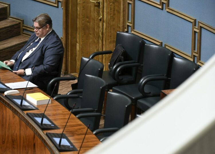 Ulkoministeri Timo Soini loikkasi viime vuonna perussuomalaisista sinisiin. Viime Ylen gallupissa sinisillä oli 1,6 prosentin kannatus.