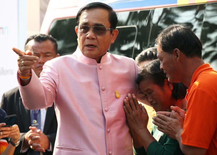 Thaimaan sotilasjuntan johtaja, kenraali Prayut Chan-o-cha haluaa jatkaa pääministerinä vielä tulevien parlamenttivaalien jälkeen.