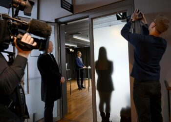 Alexander Stubb osallistui lehdistötilaisuuteen Helsingissä vaalin jälkeisenä maanantaina.